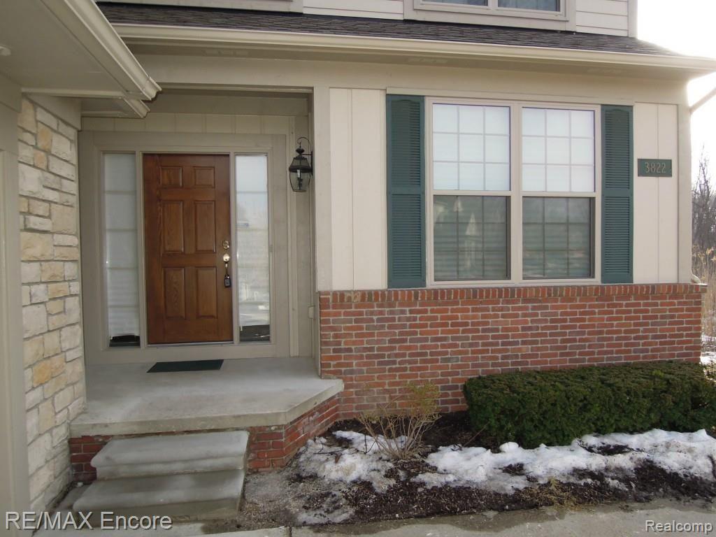 3822 Windingbrook Circle, Unit 8 Rochester Hills, MI 48309 - Photo 4 of 64