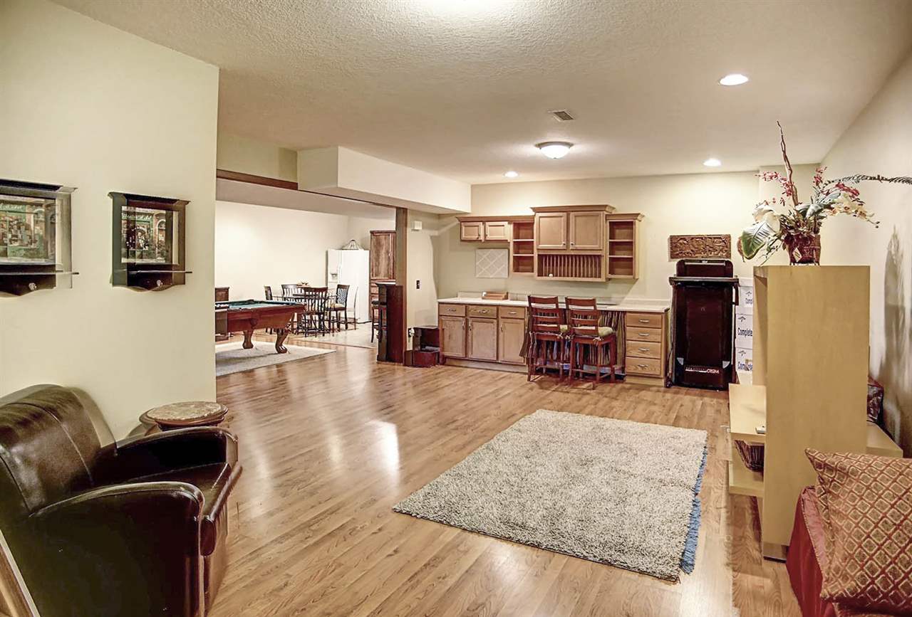 1725 West Shoaff Road Huntertown, IN 46748 - Photo 31 of 36 Gallery Image 31