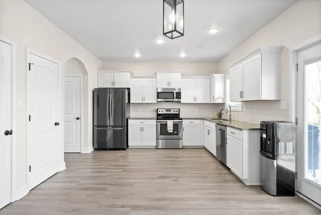 $1,900 | 1157 Belvoir Lane, Clarksville, TN 37040