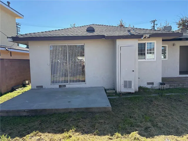 $3,600 | 11615 185th Street, Artesia, CA 90701