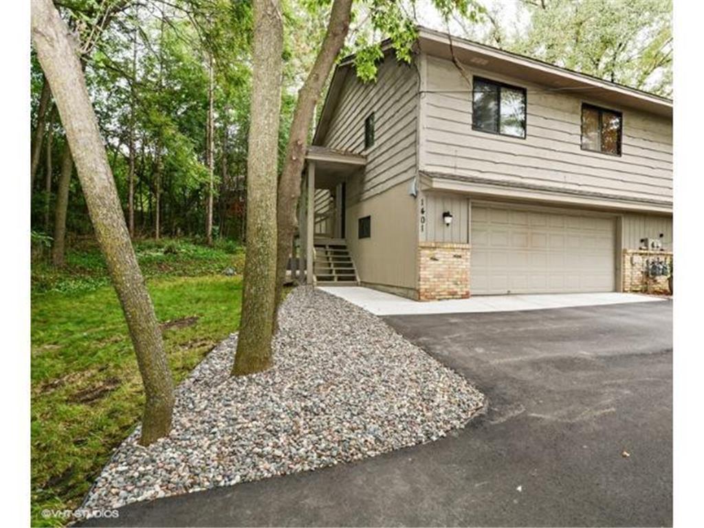1401 Oakland Road Wayzata, MN 55391 - Photo 1 of 1