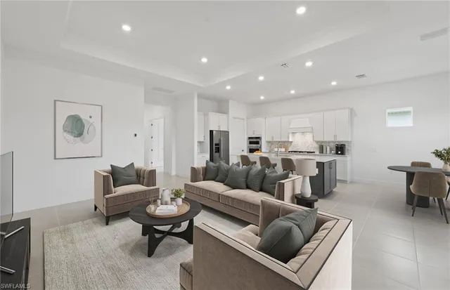 $569,520 | 12611 Quartz Drive, Alva, FL 33920