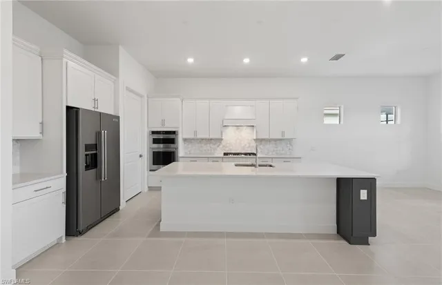 $569,520 | 12611 Quartz Drive, Alva, FL 33920