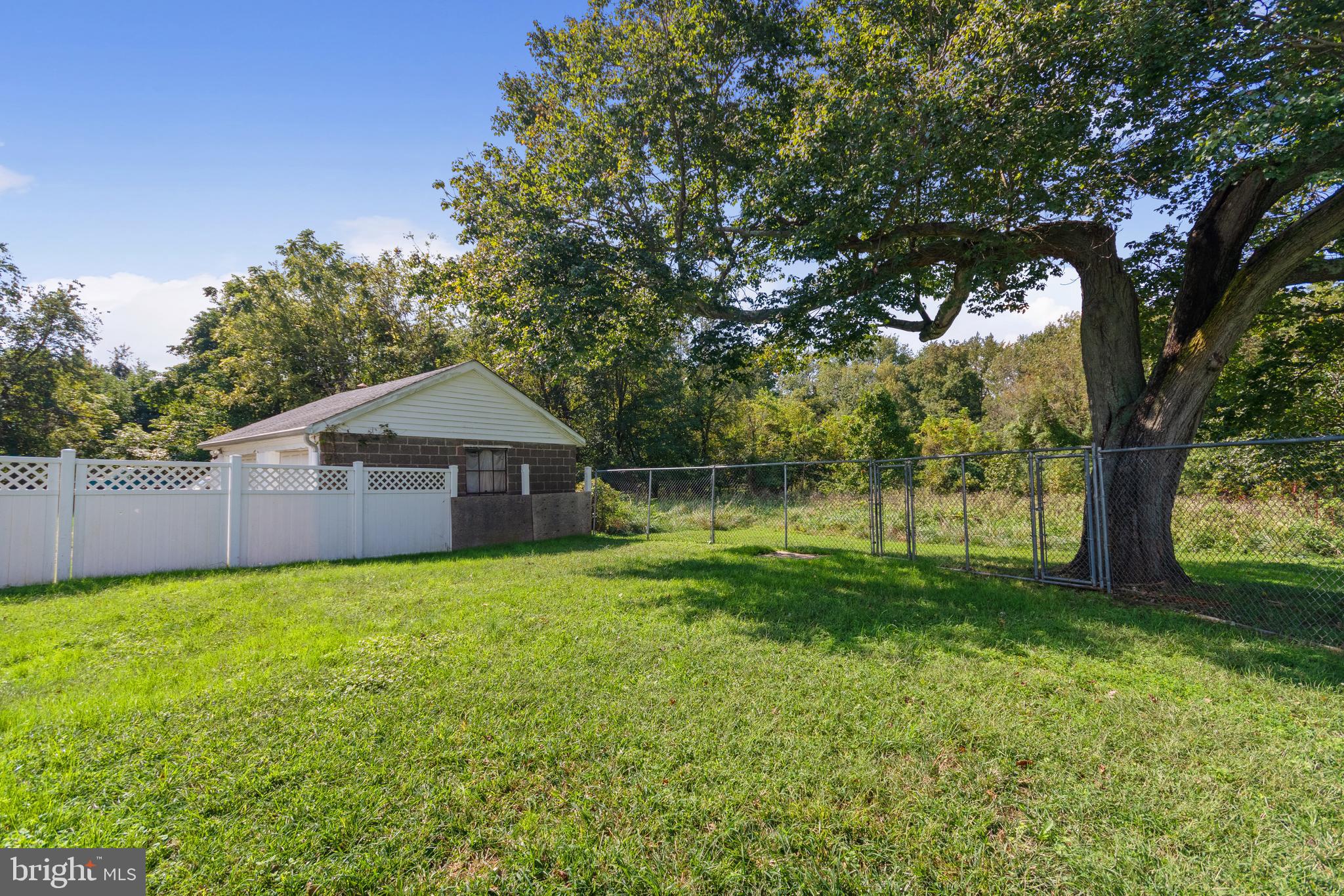 207 South Hook Road Pennsville, NJ 08070 - Photo 6 of 21 Gallery Image 6
