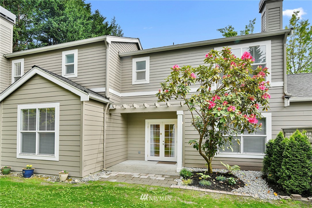 1240 Weaver Road Northwest, Unit B2 Bainbridge Island, WA 98110 - Photo 29 of 31 Gallery Image 29