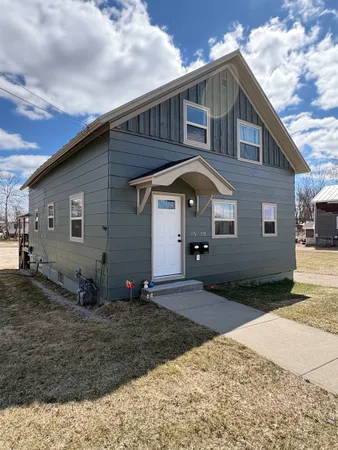 $220,000 | 576 Brazeau Avenue, Oconto, WI 54153