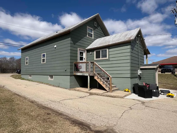 $220,000 | 576 Brazeau Avenue, Oconto, WI 54153