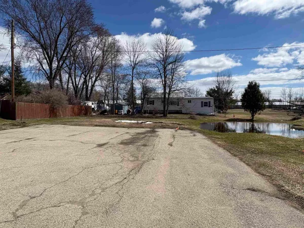 $220,000 | 576 Brazeau Avenue, Oconto, WI 54153