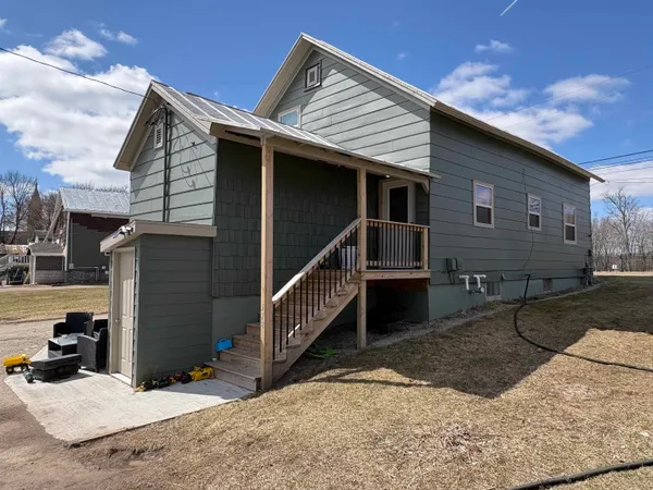 $220,000 | 576 Brazeau Avenue, Oconto, WI 54153