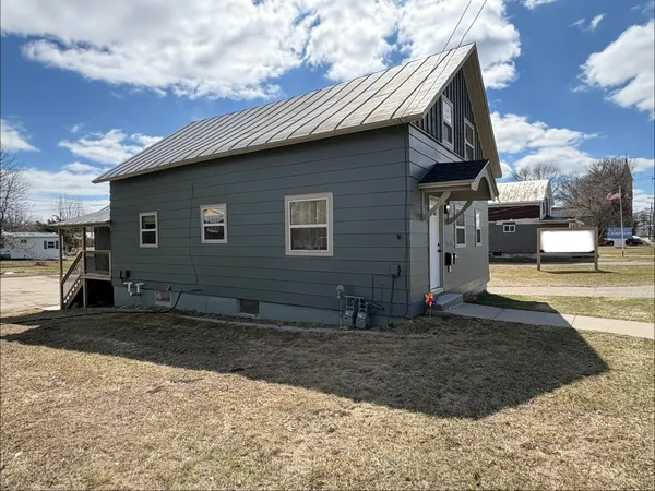 $220,000 | 576 Brazeau Avenue, Oconto, WI 54153