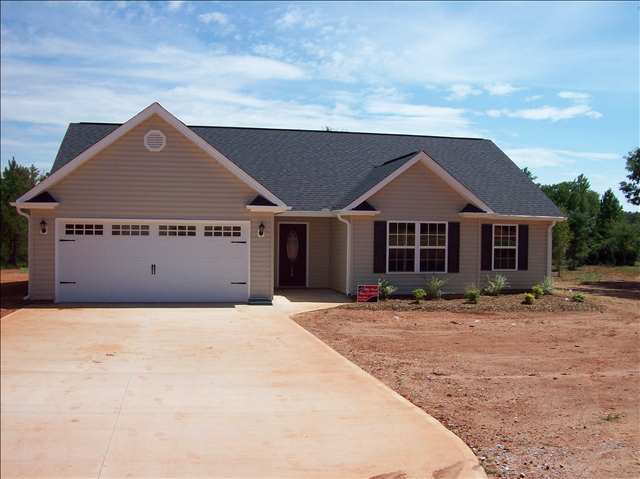 108 Stanmoore Drive Anderson, SC 29621 - Photo 1 of 2 Gallery Image 1