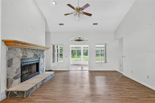 a view of an entryway with a window