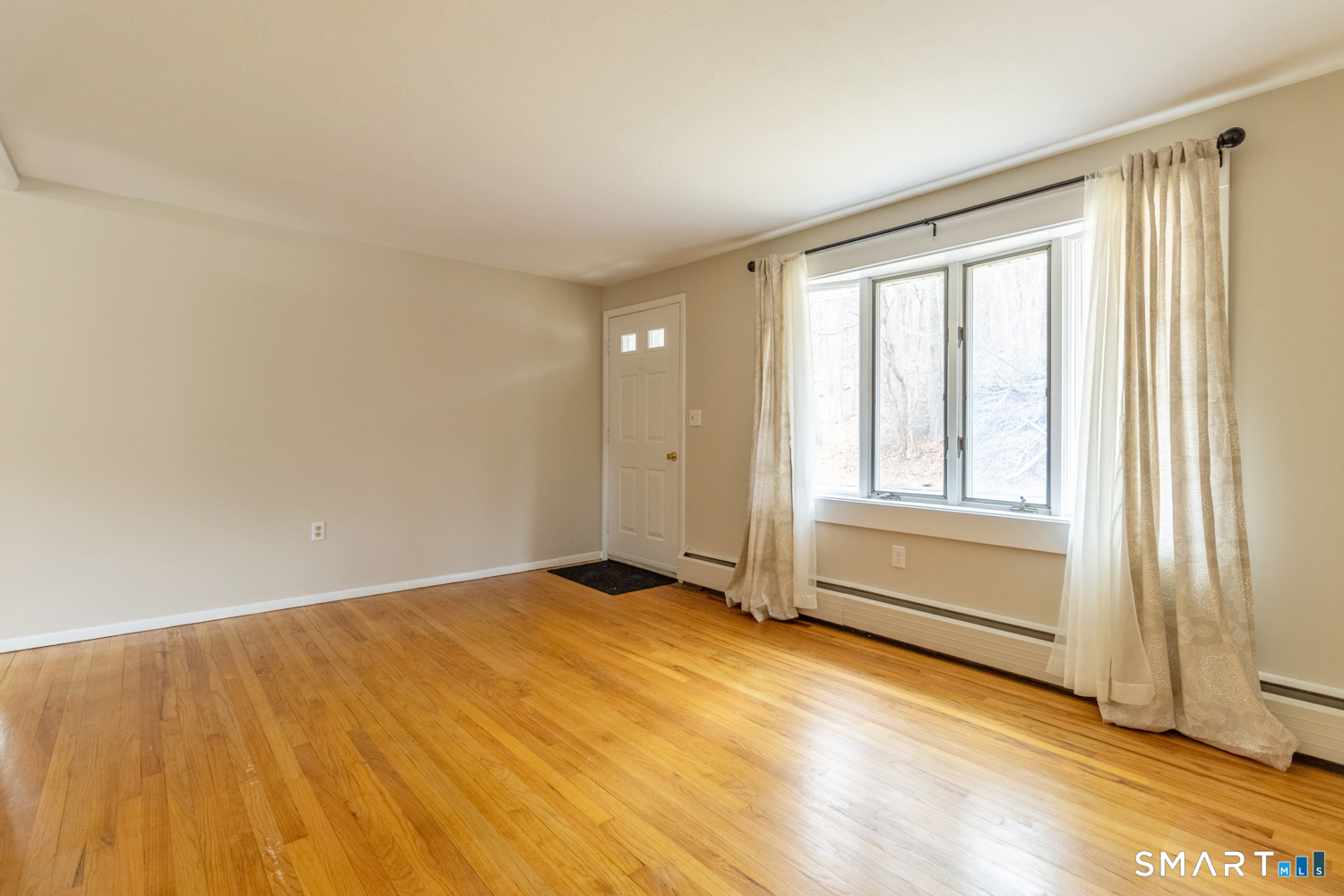 194 Camp Street Middletown, CT 06457 - Photo 7 of 33