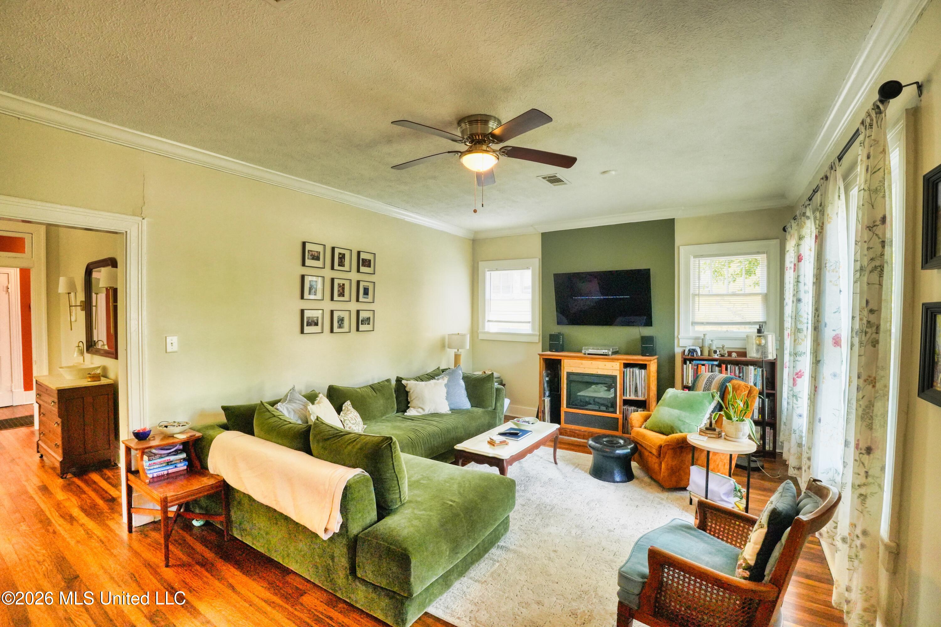 431 Decelle Street Jackson, MS 39216 - Photo 12 of 42 DSC00873_HDR