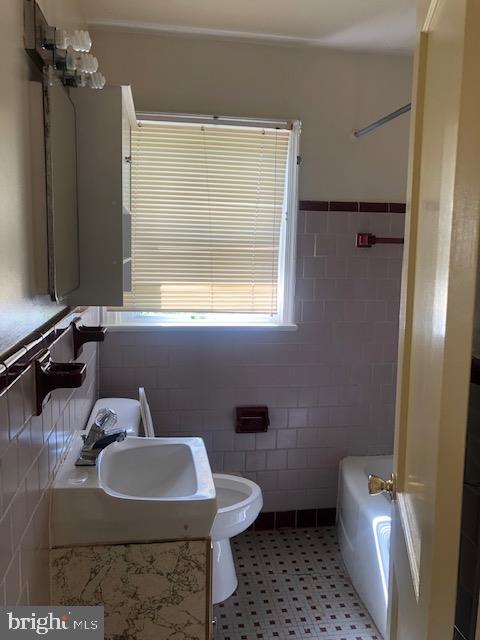 6007 Brookland Road Alexandria, VA 22310 - Photo 13 of 14 Bathroom 1