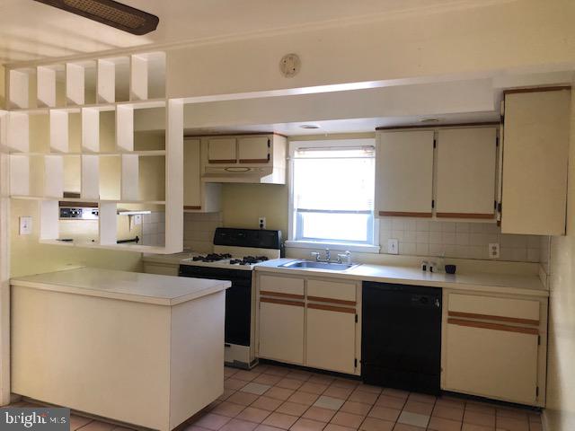 6007 Brookland Road Alexandria, VA 22310 - Photo 7 of 14 Kitchen 1