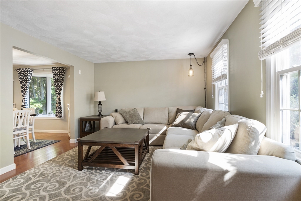 1 MacArthur Road Franklin, MA 02038 - Photo 11 of 42 Gallery Image 11