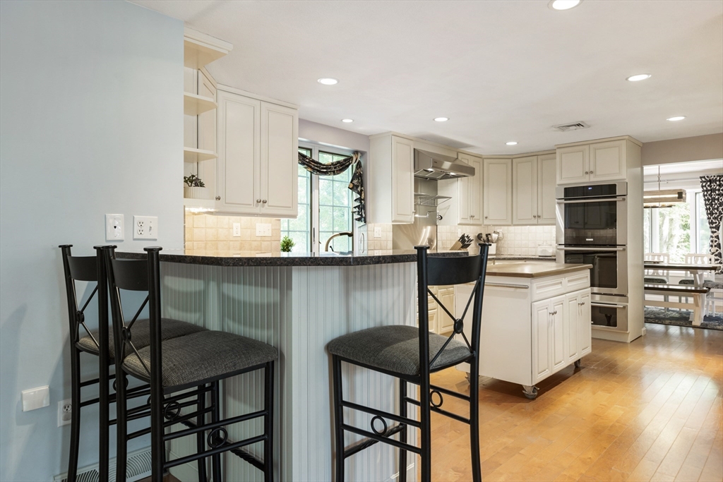 1 MacArthur Road Franklin, MA 02038 - Photo 8 of 42 Gallery Image 8
