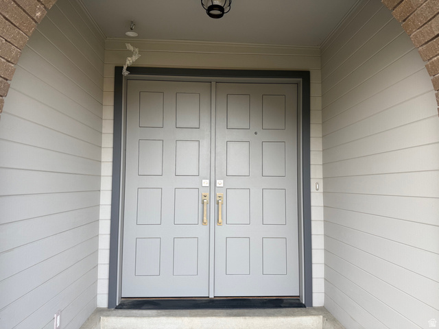 362 East 9150th Street South Sandy, UT 84070 - Photo 22 of 41 Entrance to property