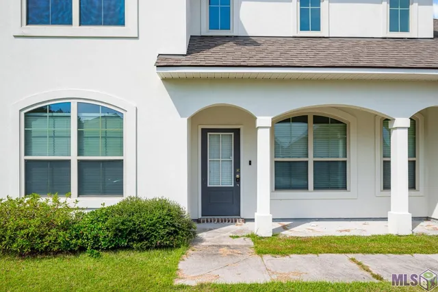 $374,850 | 36991 Oak Haven Drive, Denham Springs, LA 70706