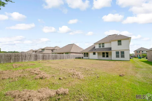 $374,001 | 36991 Oak Haven Drive, Denham Springs, LA 70706