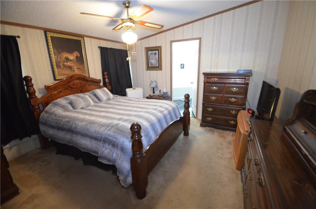4514 Jim Beard Road Maiden, NC 28650 - Photo 9 of 23 Gallery Image 9
