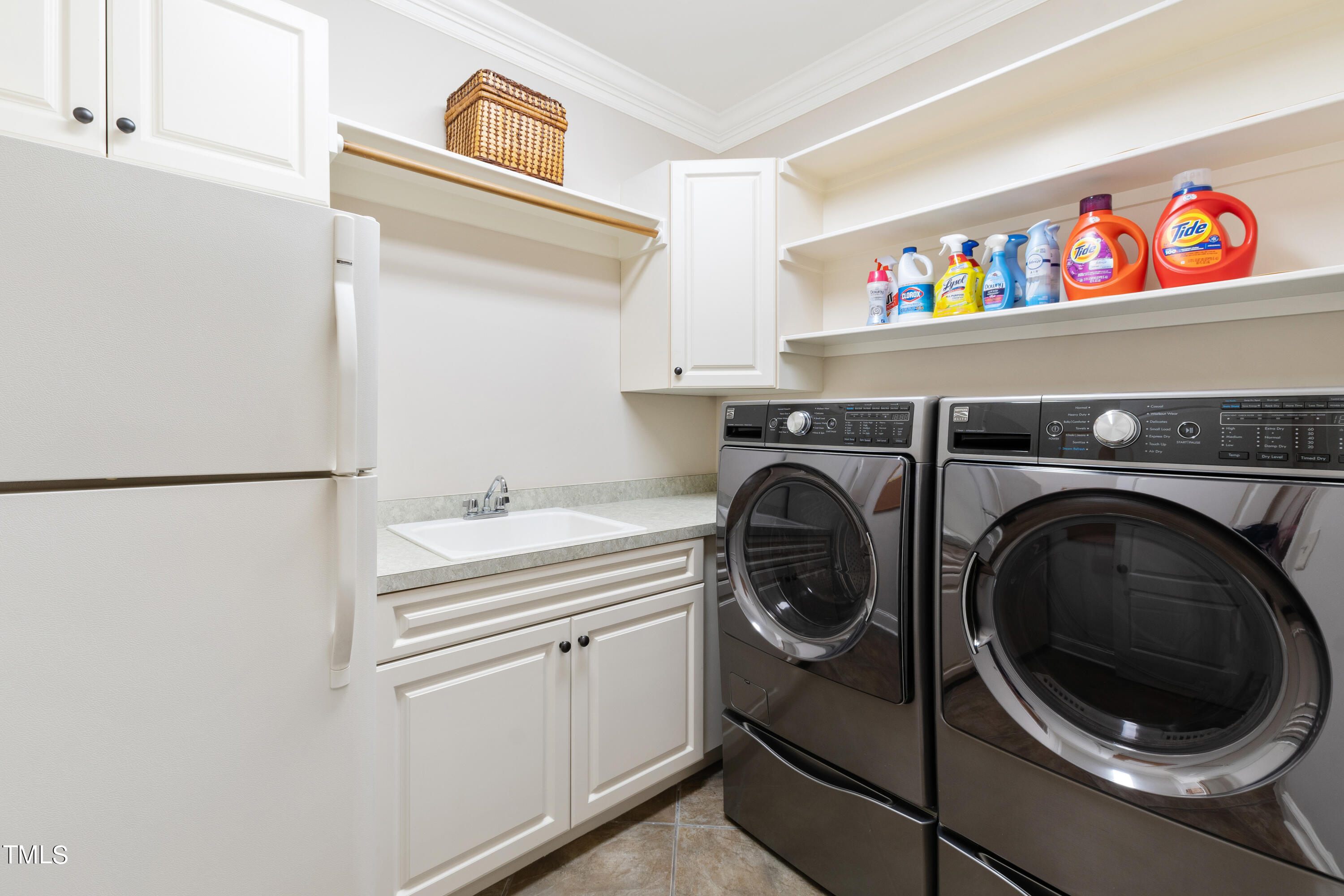 1012 Quiet Ridge Circle Raleigh, NC 27614 - Photo 34 of 62 Laundry