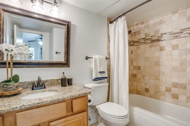 $1,925 | 5714 Cedar Creek Drive, Benbrook, TX 76109