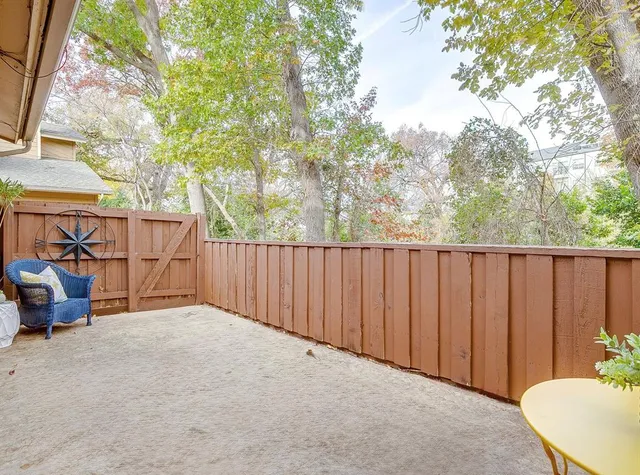 $1,925 | 5714 Cedar Creek Drive, Benbrook, TX 76109