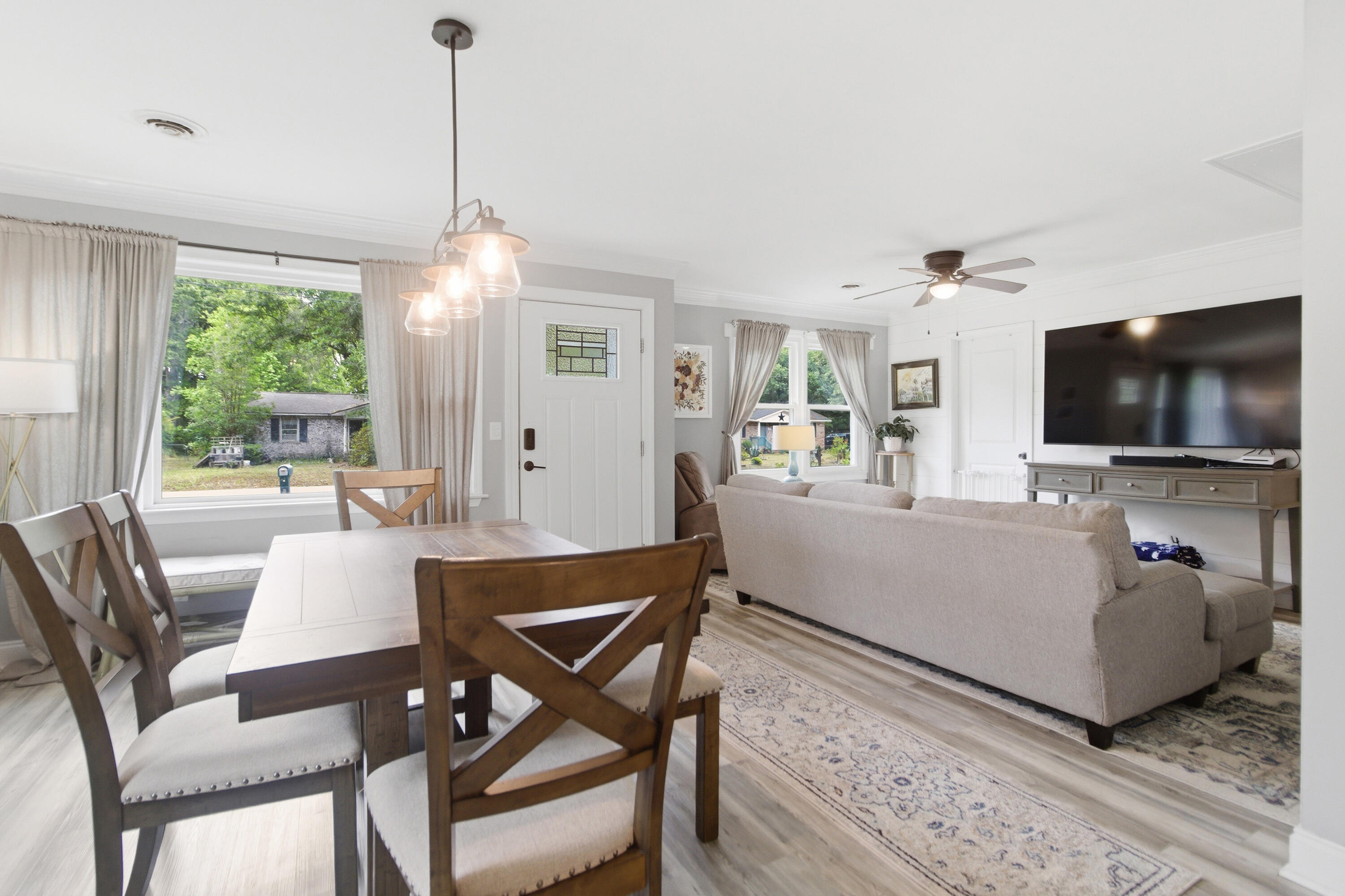 1012 Summerall Road Johns Island, SC 29455 - Photo 10 of 37 Great Room/Dining Area