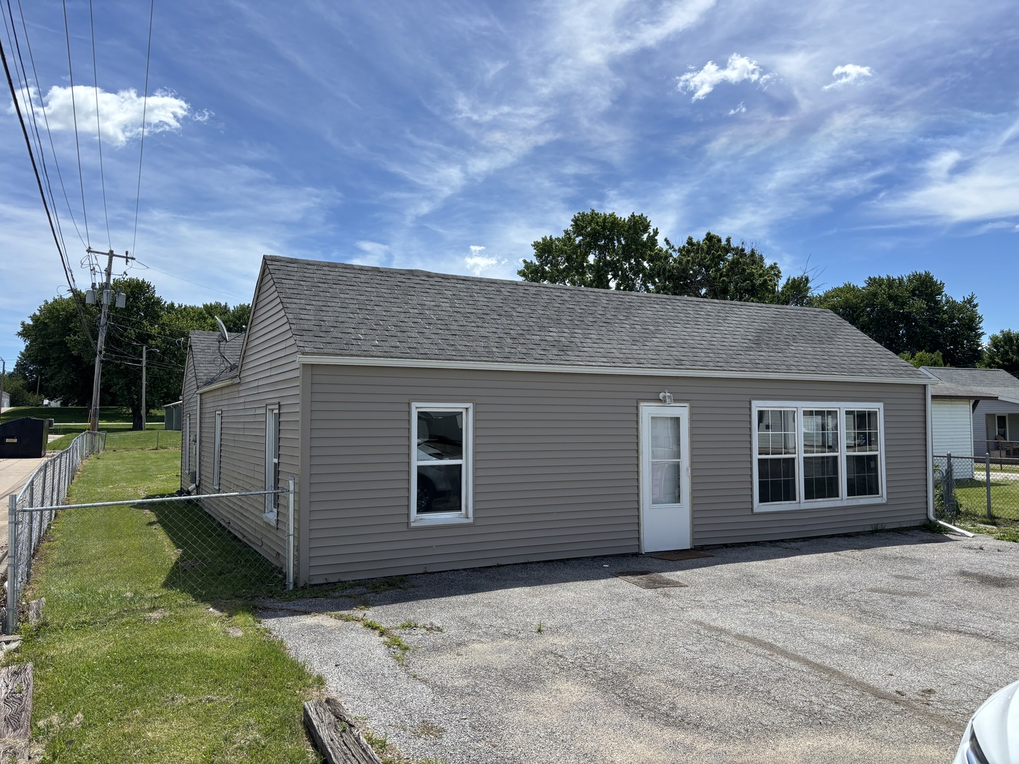 104 5th Street Colona, IL 61241 - Photo 1 of 24