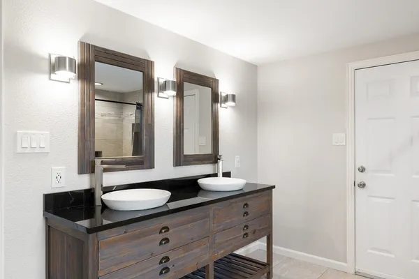 $3,000 | 2206 Jacks Pass, Austin, TX 78734