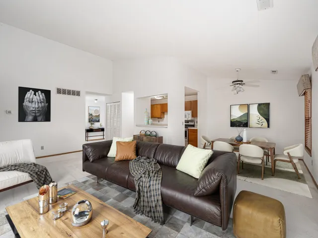 $200,000 | 1381 Berry Ridge Road, Unit 604, Eagan, MN 55123