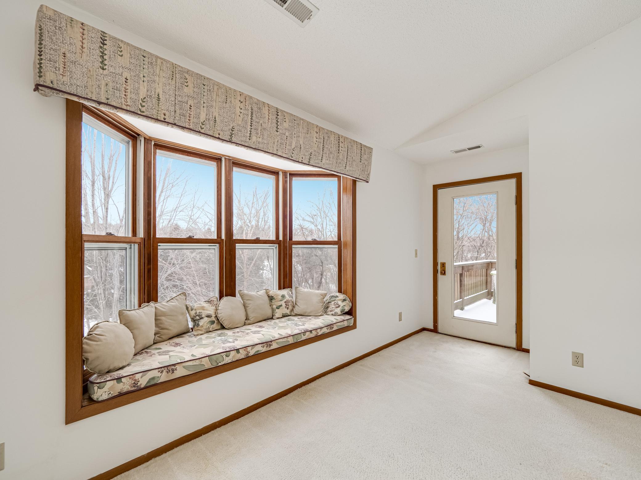 1381 Berry Ridge Road, Unit 604 Eagan, MN 55123 - Photo 8 of 23