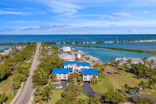 $719,900 | 8202 Marina Villa Drive, Unit 8202, Marathon, FL 33050