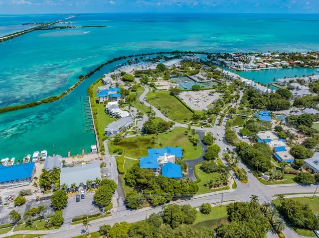 $719,900 | 8202 Marina Villa Drive, Unit 8202, Marathon, FL 33050