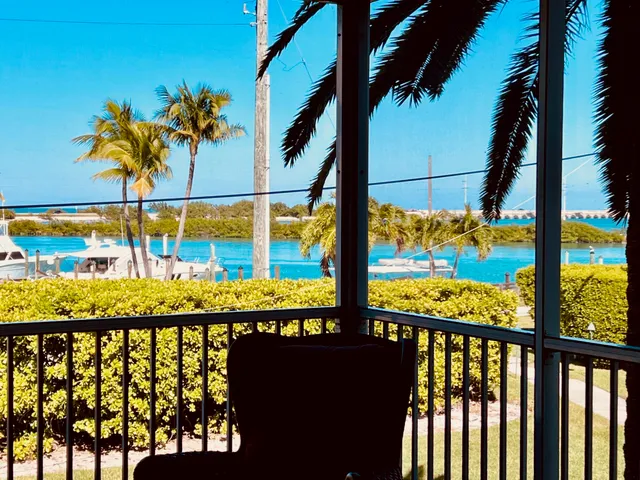 $719,900 | 8202 Marina Villa Drive, Unit 8202, Marathon, FL 33050