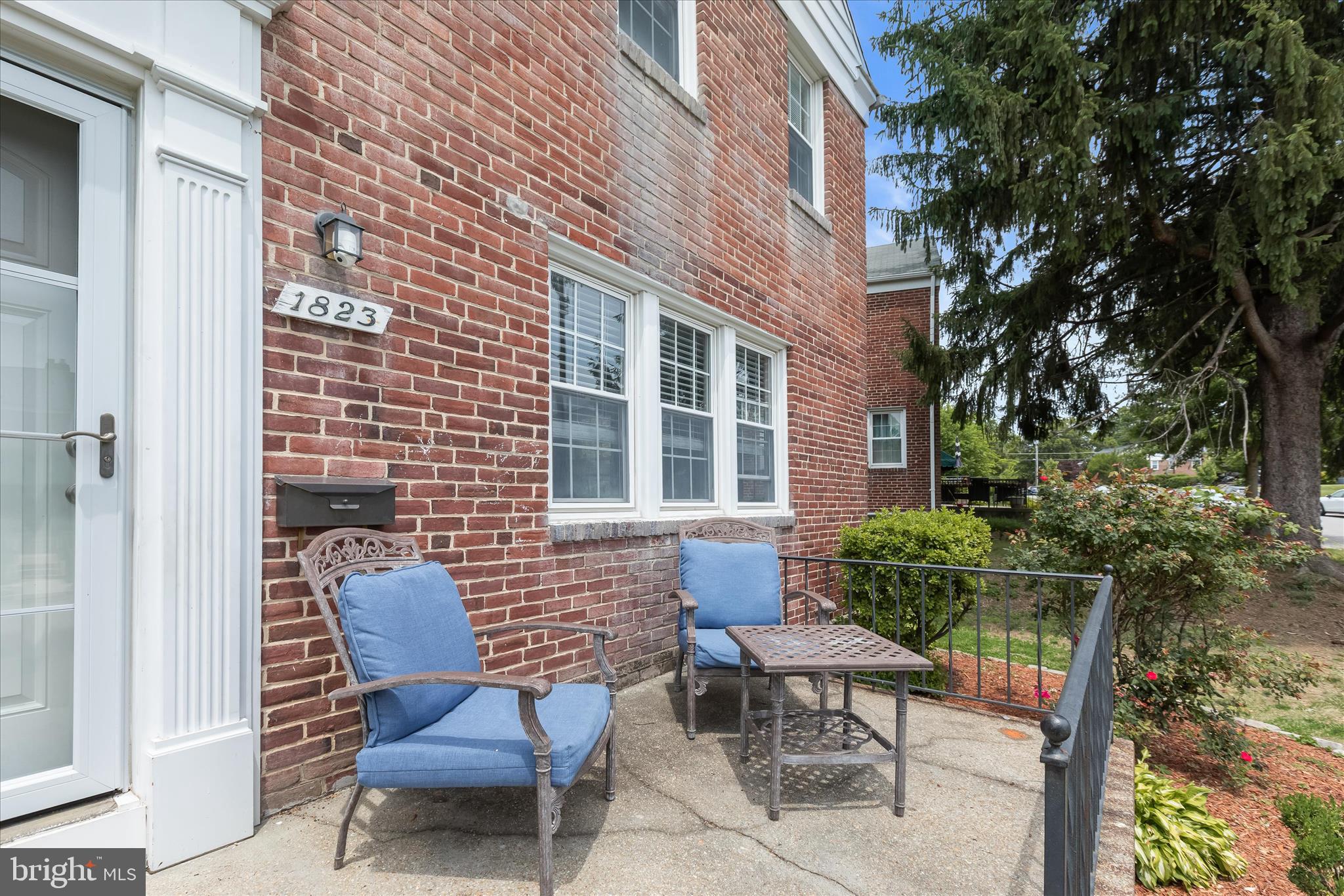 1823 Deveron Road Towson, MD 21286 - Photo 3 of 43 Inviting Front Porch