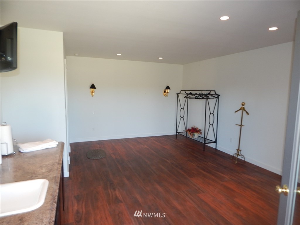 17604 Colony Road Bow, WA 98232 - Photo 22 of 40 Gallery Image 22