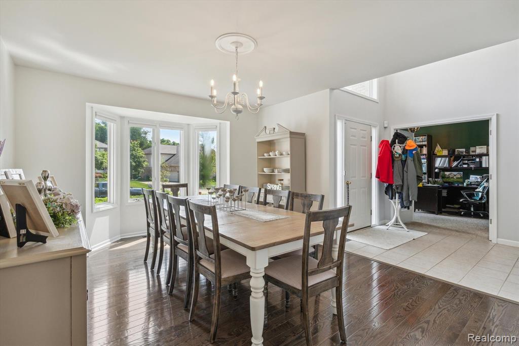 6543 Chatham Circle Rochester Hills, MI 48306 - Photo 11 of 51