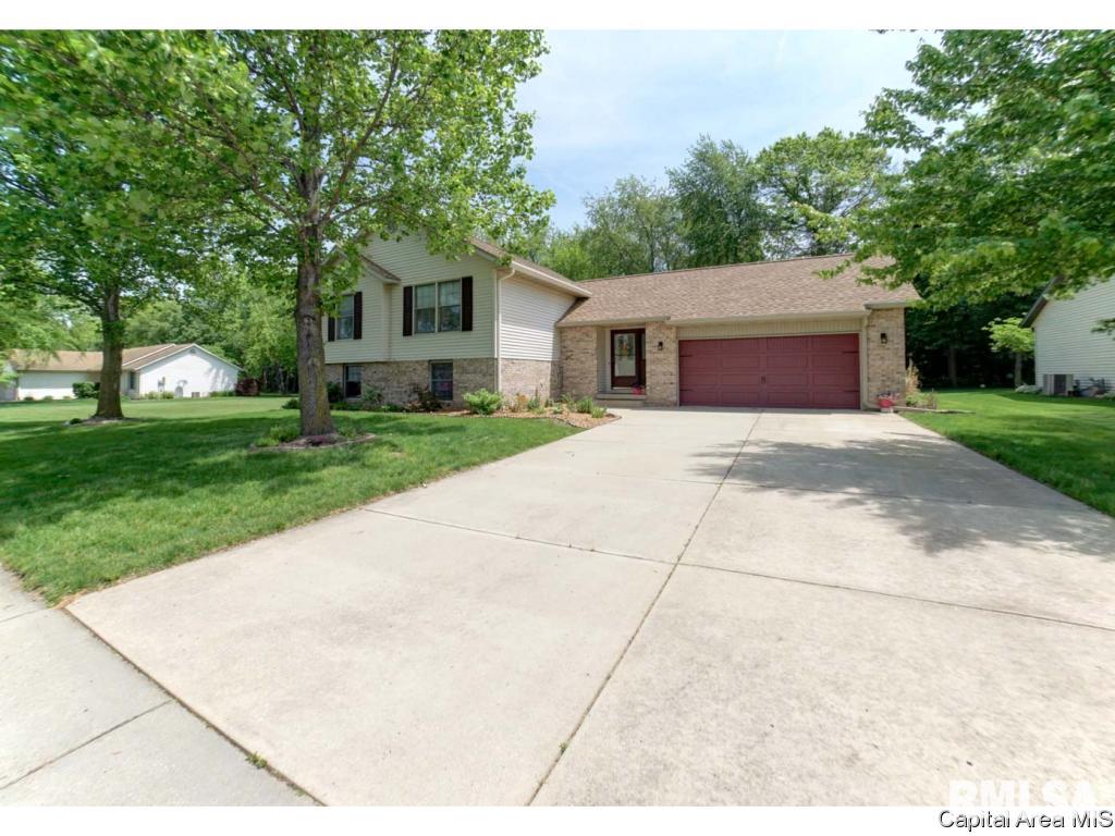 308 Missionary Ridge Drive Springfield, IL 62711 - Photo 4 of 35