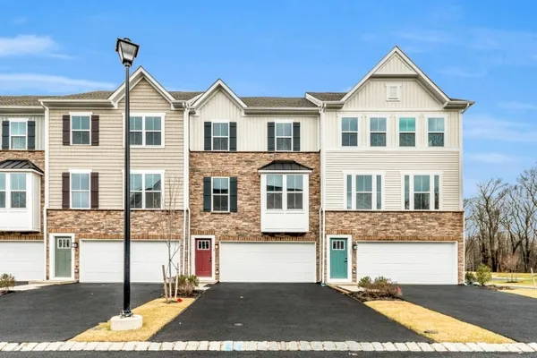 $3,800 | 21 Peckwell Street, Budd Lake, NJ 07828