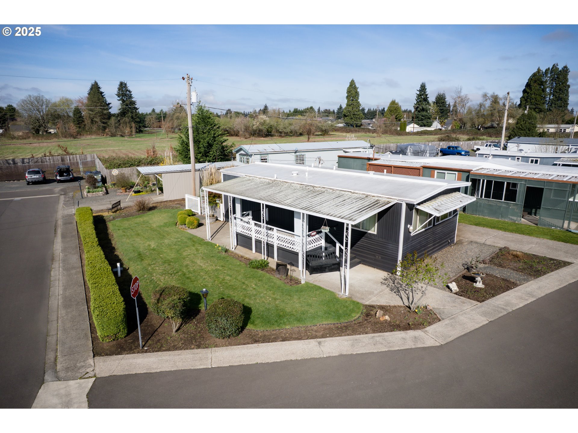 501 Division Avenue, Unit 69 Eugene, OR 97404 - Photo 18 of 21