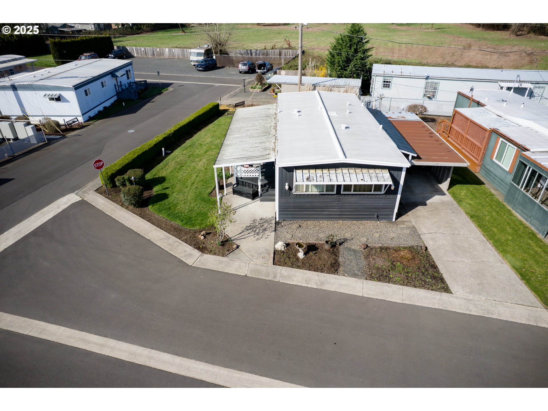 501 Division Avenue, Unit 69 Eugene, OR 97404 - Photo 20 of 21