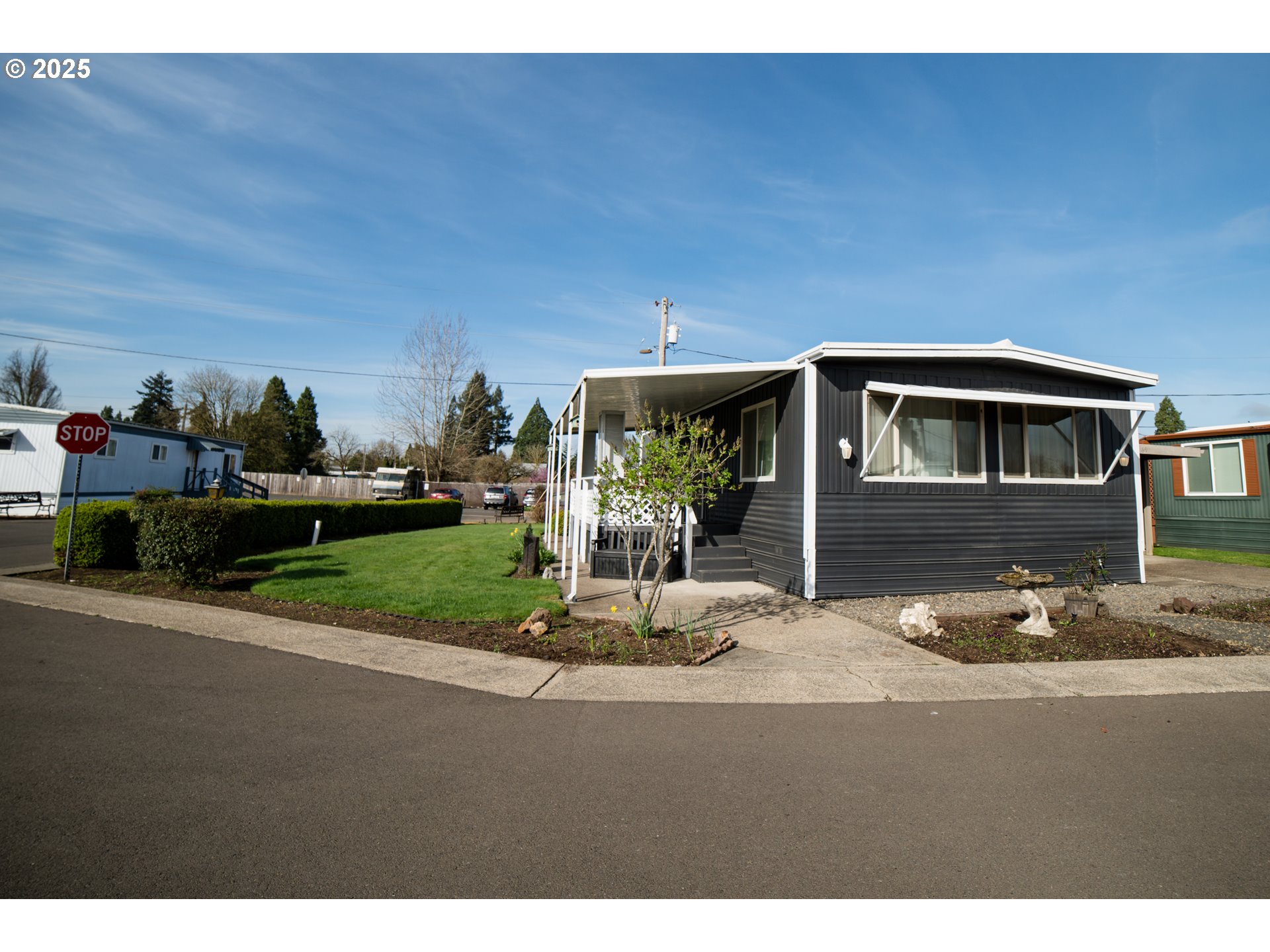 501 Division Avenue, Unit 69 Eugene, OR 97404 - Photo 3 of 21