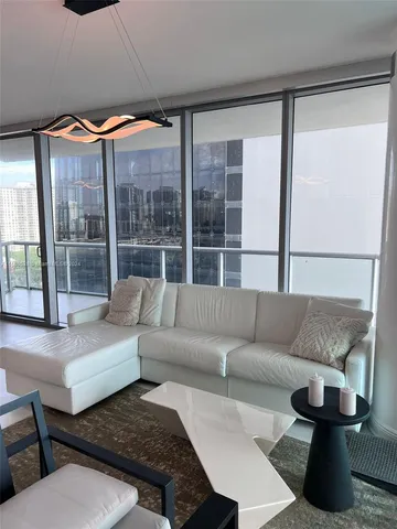 $15,000 | 17121 Collins Avenue, Unit 1208, Sunny Isles Beach, FL 33160