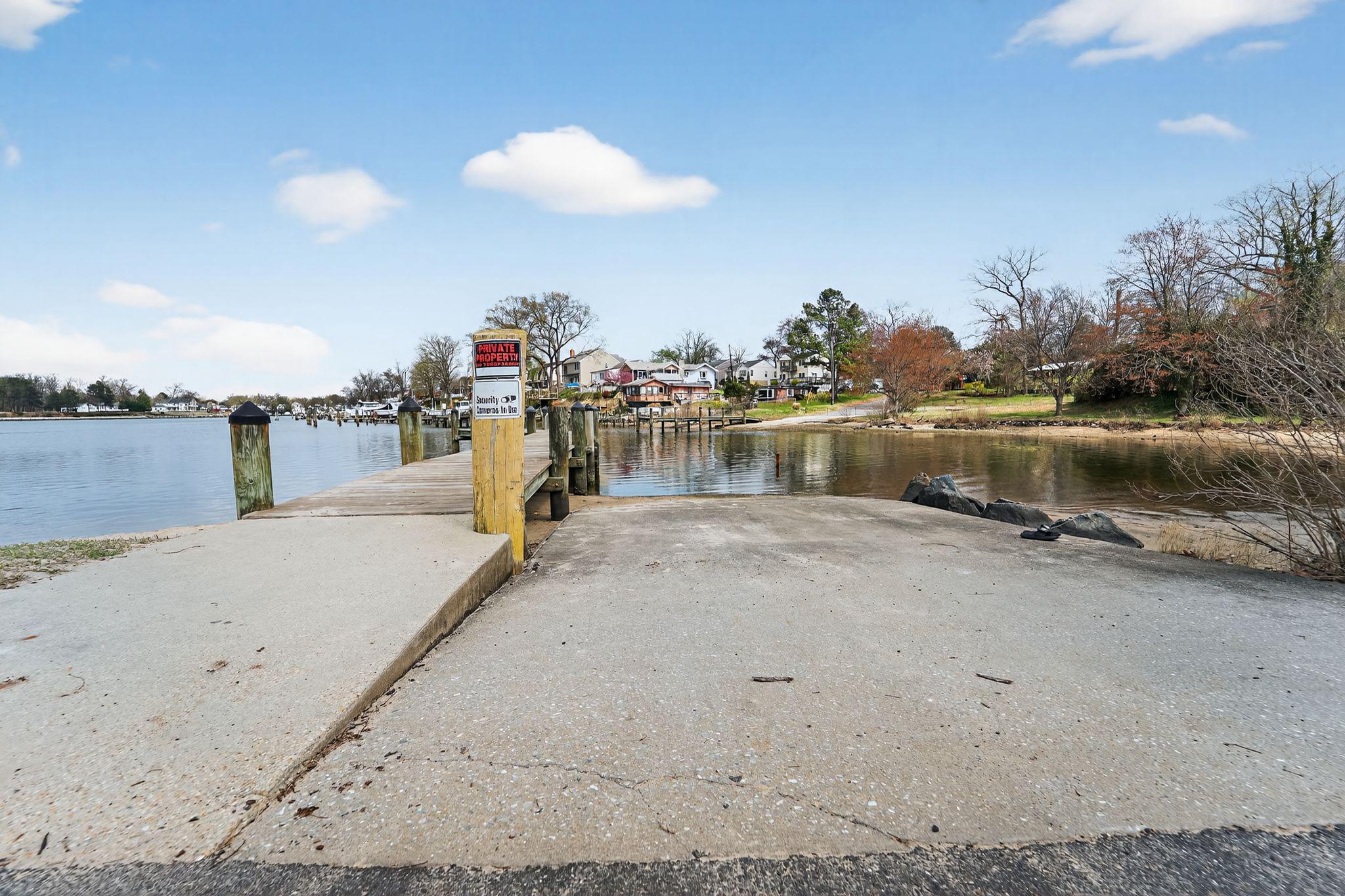 852 Riverside Drive Pasadena, MD 21122 - Photo 46 of 51 Community pier, picnic area and boat ramp