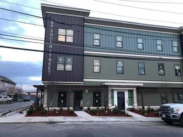 68 South Street, Unit 302 Framingham, MA 01702 - Photo 1 of 14