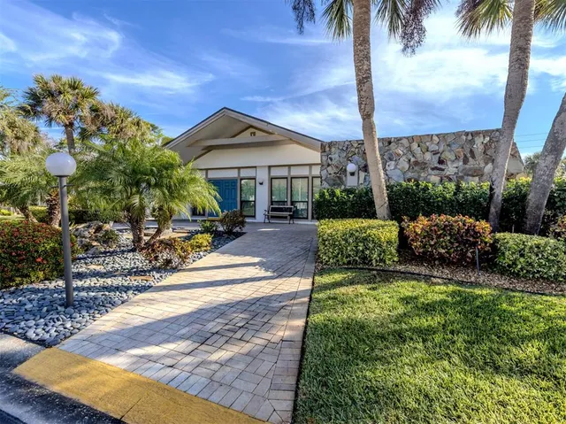 $180,000 | 1211 Capri Isles Boulevard, Unit 114, Venice, FL 34292