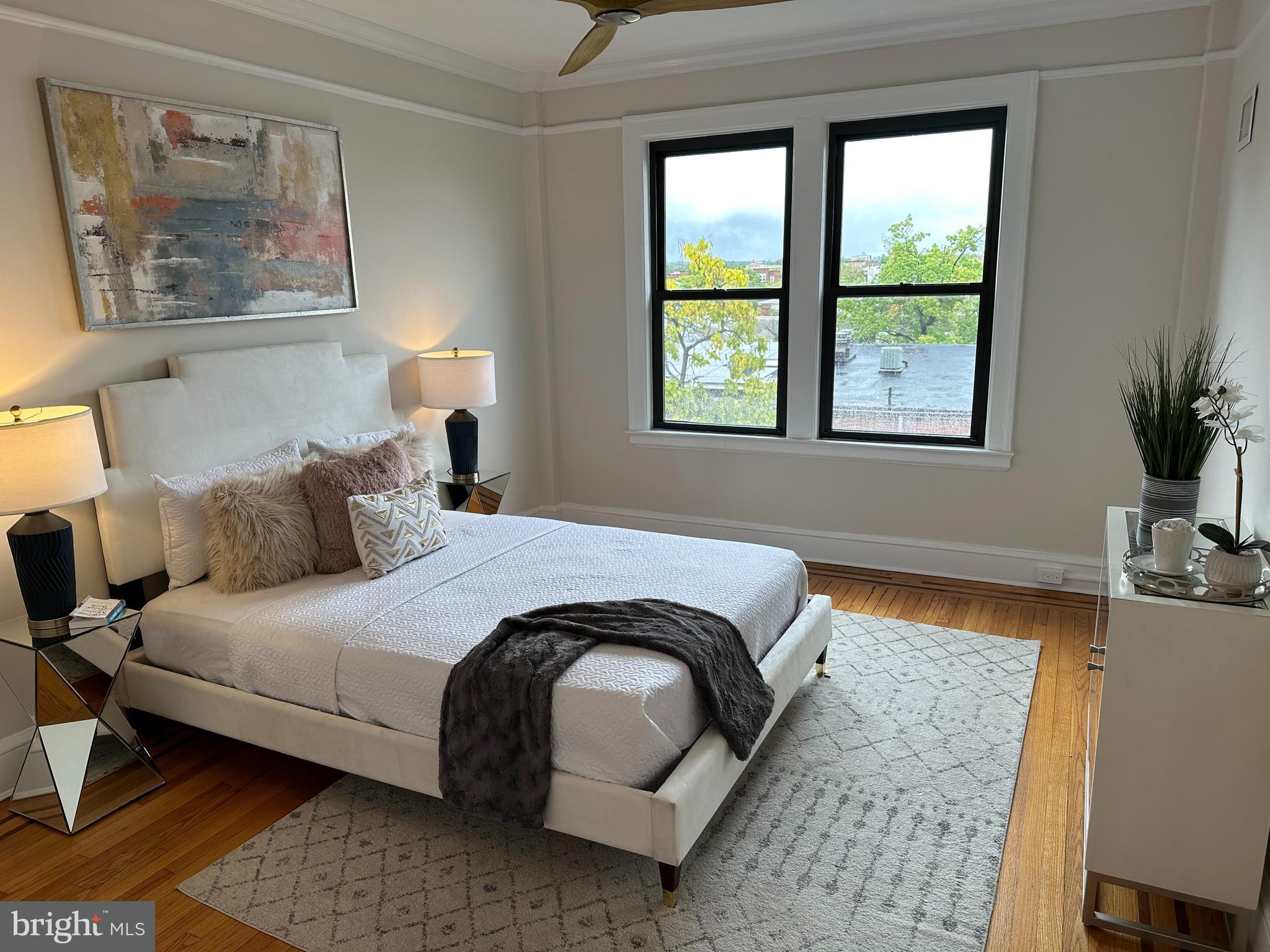 1613 Harvard Street Northwest, Unit 513 Washington, DC 20009 - Photo 24 of 39